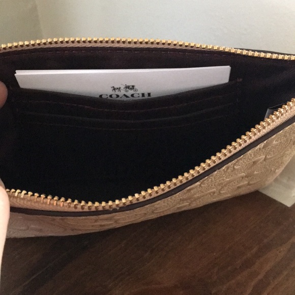 Coach platinum signature C debossed wristlet NWT - Picture 7 of 8